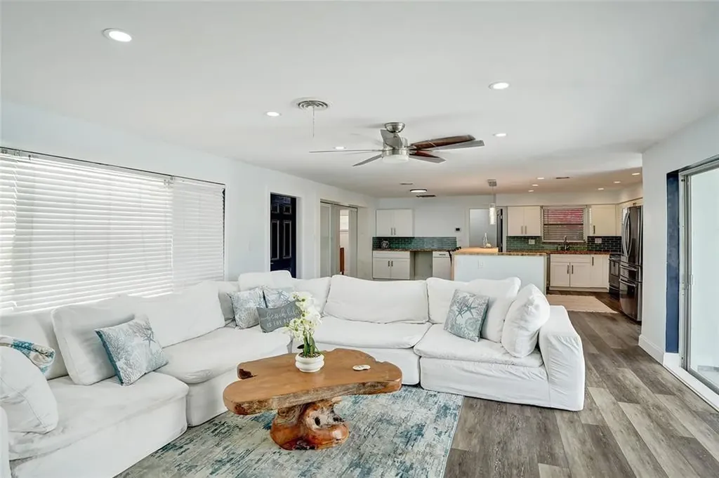 1710 SW 6th Avenue Pompano Beach FL 33060