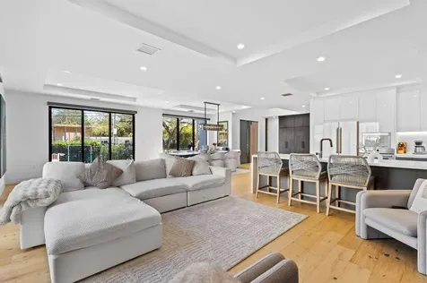 705 SW 8th Terrace Fort Lauderdale FL 33315