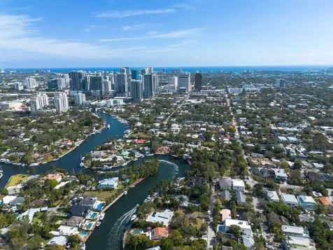 705 SW 8th Terrace Fort Lauderdale FL 33315