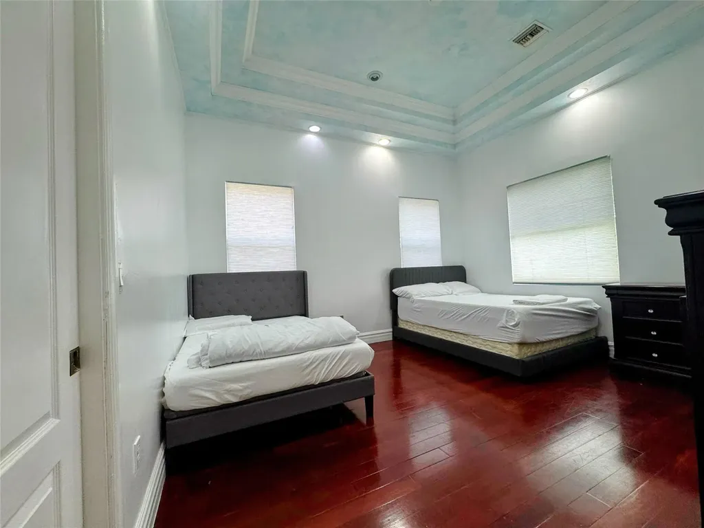 5981 SW 37th Terrace Fort Lauderdale FL 33312