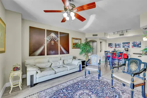 110 N Federal Highway Fort Lauderdale FL 33301