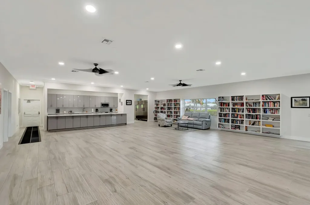 14689 E Canalview Drive Delray Beach FL 33484