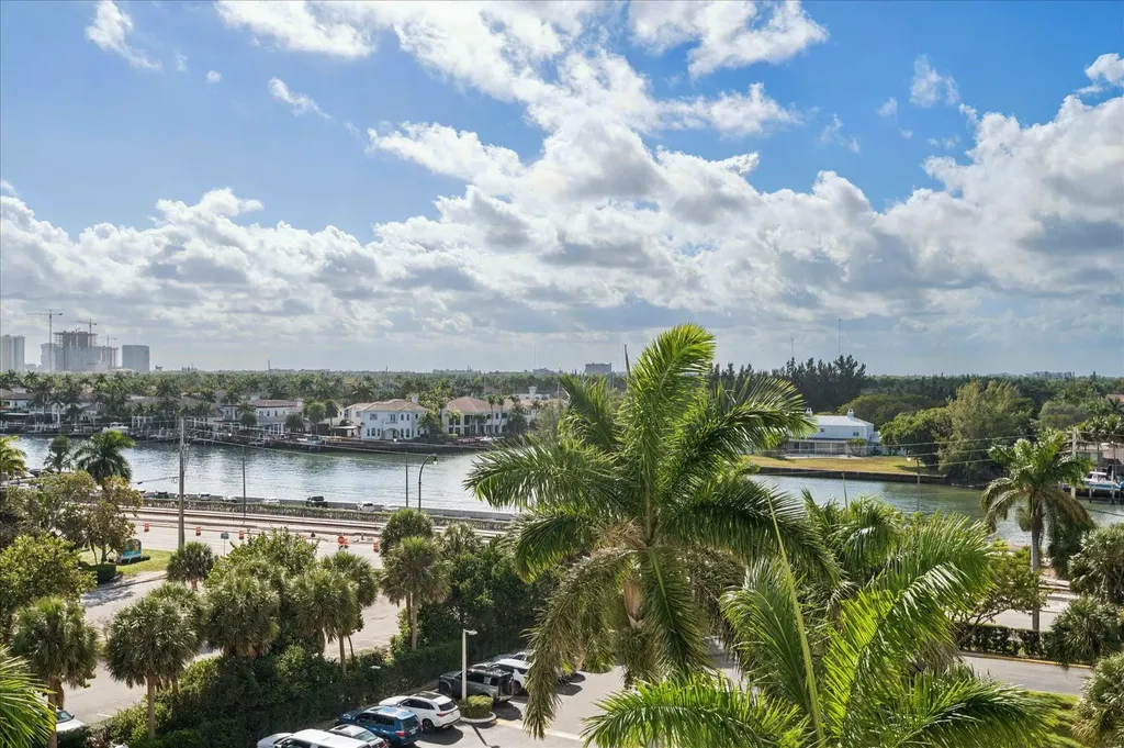 1201 S Ocean Hollywood FL 33019