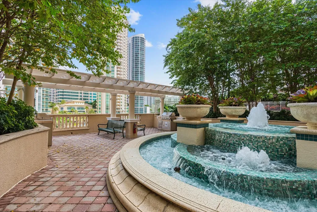 511 SE 5th Avenue Fort Lauderdale FL 33301