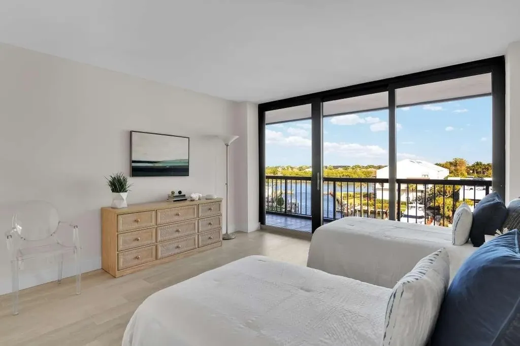 4748 S Ocean Boulevard Highland Beach FL 33487