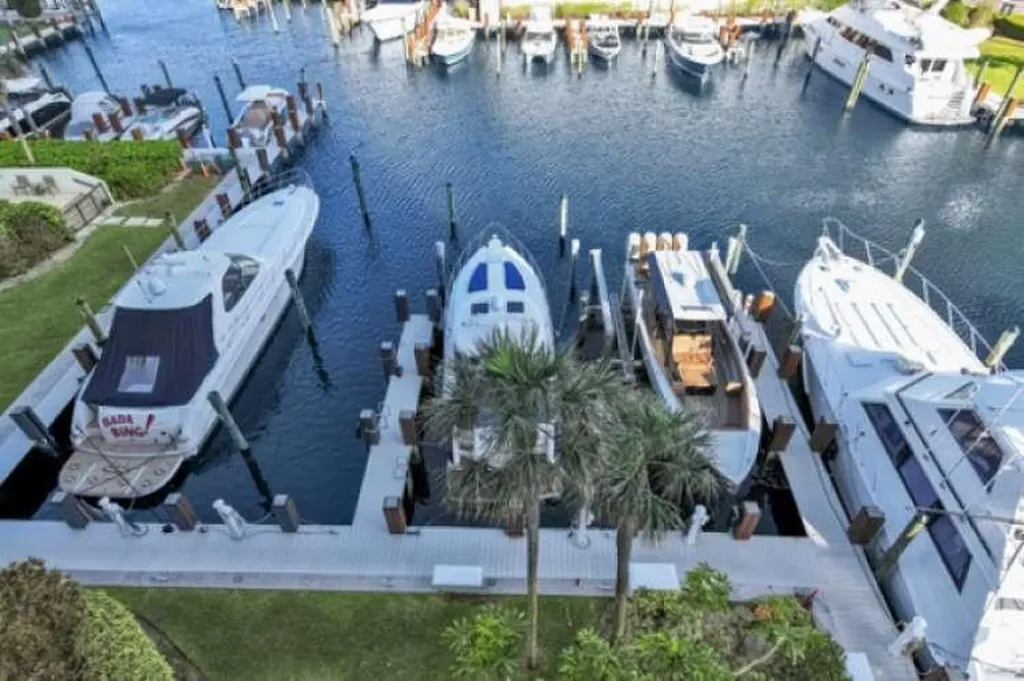 4748 S Ocean Boulevard Highland Beach FL 33487