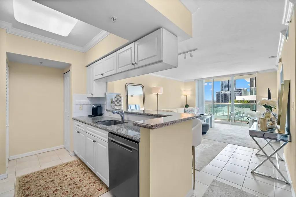 347 N New River Drive Fort Lauderdale FL 33301