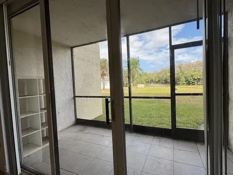 2900 NW 42 Coconut Creek FL 33066