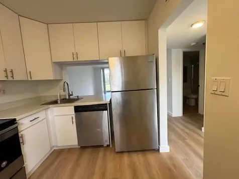 2900 NW 42 Coconut Creek FL 33066