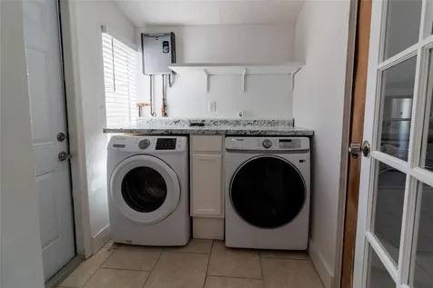 6540 Garfield Street Hollywood FL 33024