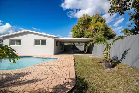 6540 Garfield Street Hollywood FL 33024