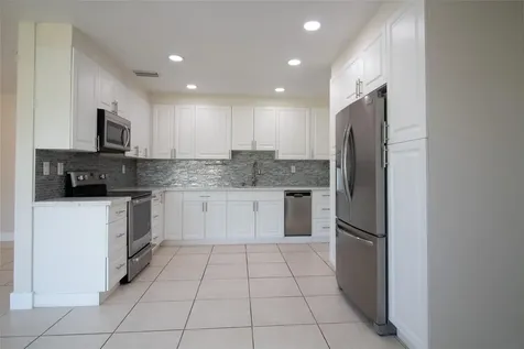 6540 Garfield Street Hollywood FL 33024