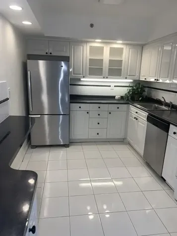 3600 Mystic Pointe Drive Aventura FL 33180