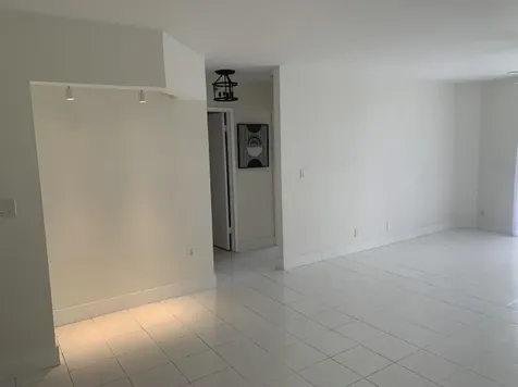 3600 Mystic Pointe Drive Aventura FL 33180