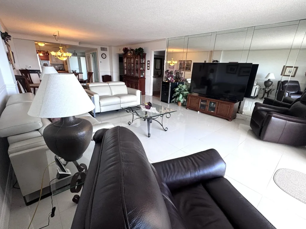 328 N Ocean Boulevard Pompano Beach FL 33062