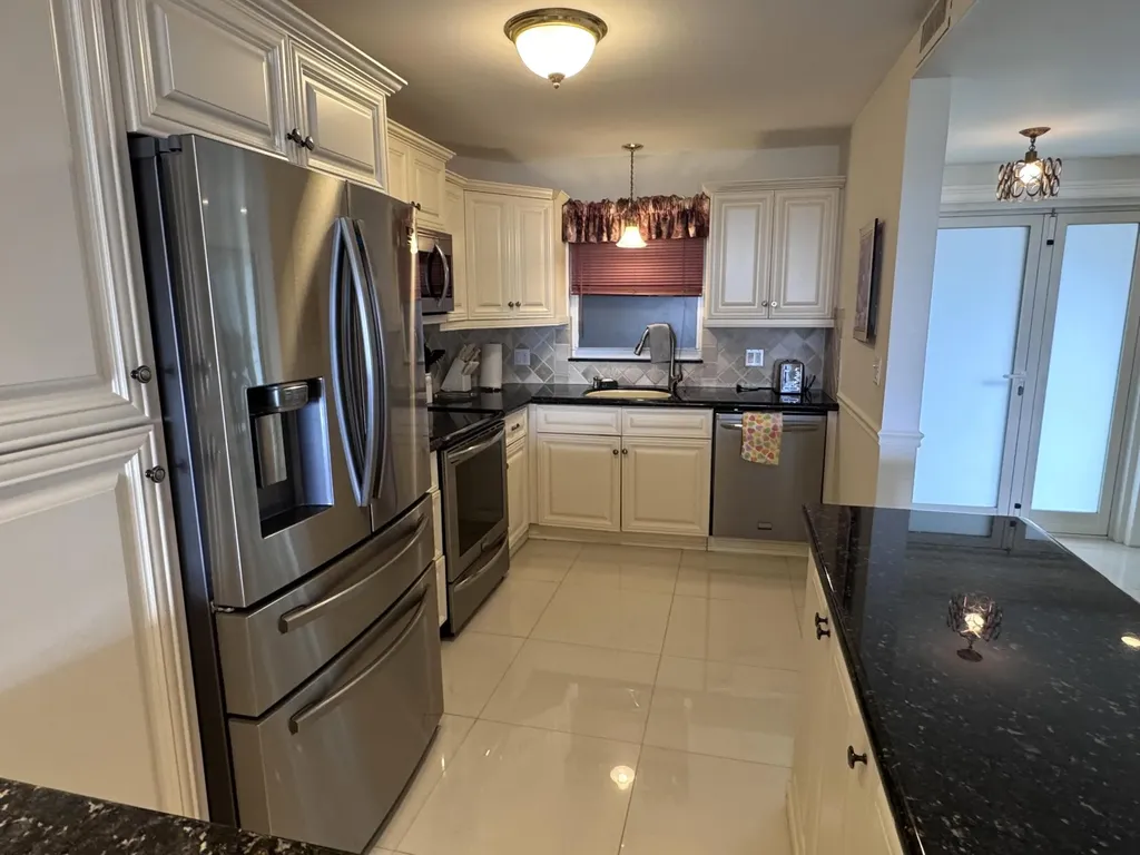 328 N Ocean Boulevard Pompano Beach FL 33062