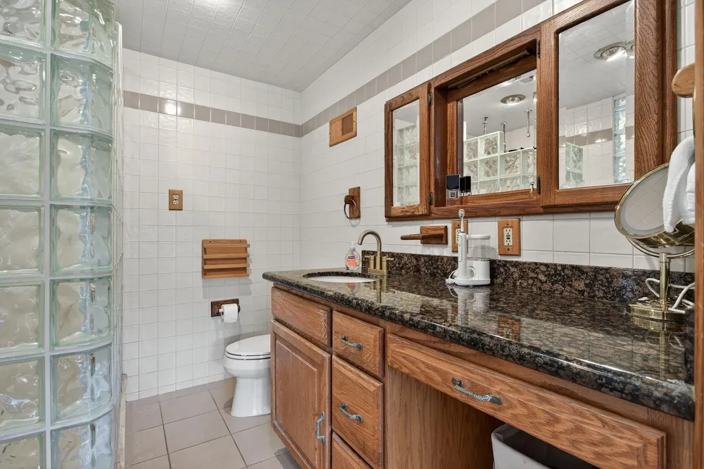 900 SE 3rd Terrace Pompano Beach FL 33060