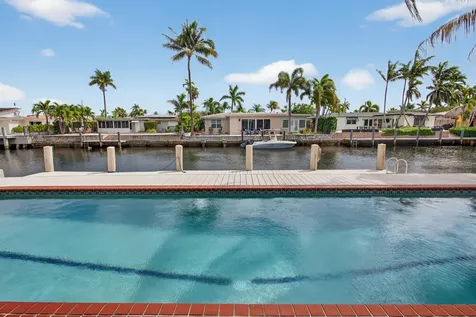 900 SE 3rd Terrace Pompano Beach FL 33060