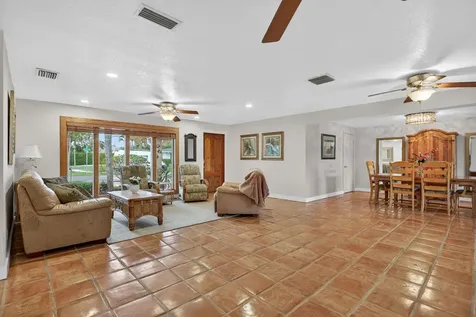 900 SE 3rd Terrace Pompano Beach FL 33060