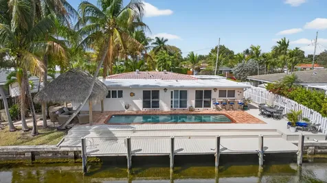 900 SE 3rd Terrace Pompano Beach FL 33060
