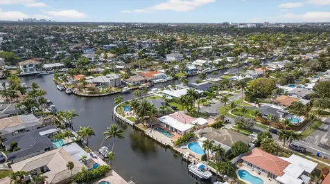 900 SE 3rd Terrace Pompano Beach FL 33060