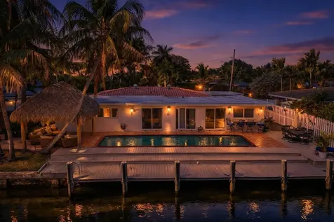 900 SE 3rd Terrace Pompano Beach FL 33060