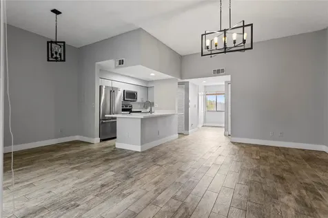 8164 NW 17th Manor Plantation FL 33322