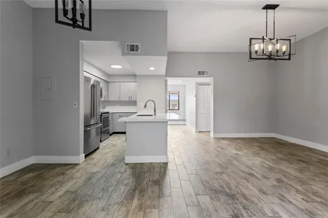 8164 NW 17th Manor Plantation FL 33322