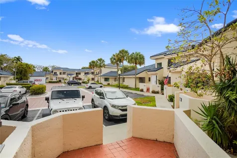 8164 NW 17th Manor Plantation FL 33322
