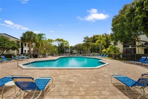 8164 NW 17th Manor Plantation FL 33322