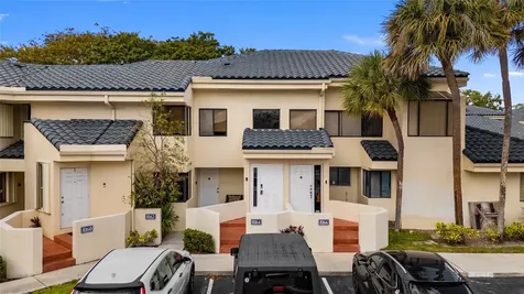 8164 NW 17th Manor Plantation FL 33322