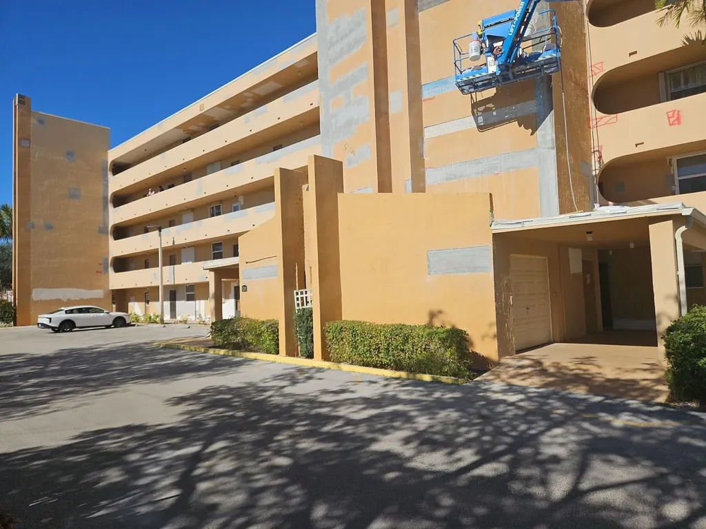 5201 NW 2nd Avenue Boca Raton FL 33487