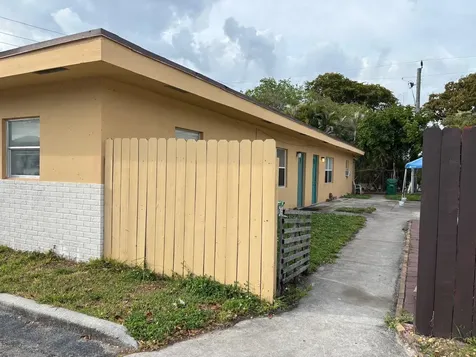 5050 SW 40th Avenue Dania Beach FL 33314