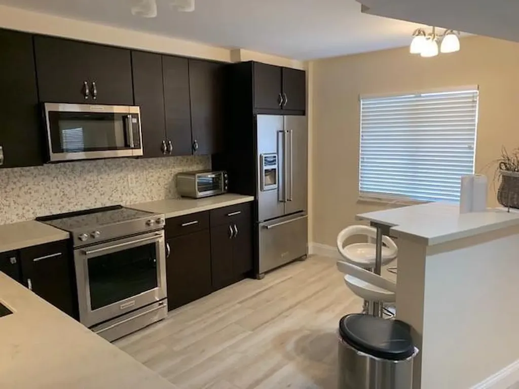2200 S Cypress Bend Drive Pompano Beach FL 33069