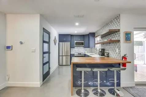 3530 NE 13th Avenue Oakland Park FL 33334