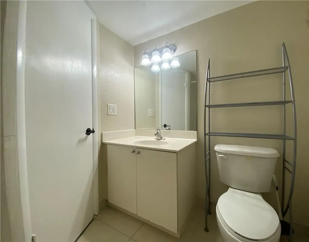 4235 N University Drive Sunrise FL 33351