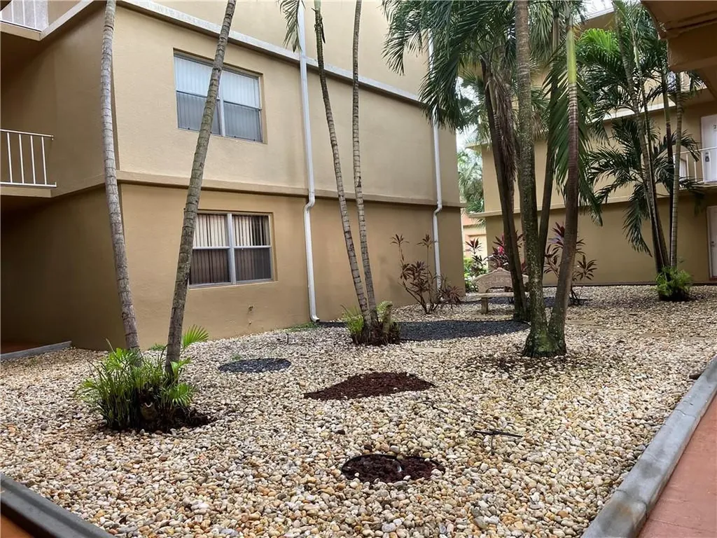 4235 N University Drive Sunrise FL 33351