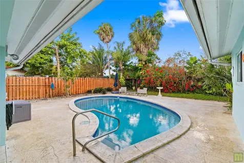 3831 NW 11th Street Coconut Creek FL 33066