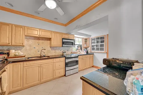 1317 SE 2nd Avenue Fort Lauderdale FL 33316