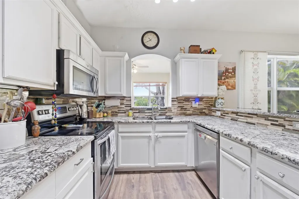 5630 NW 106 Avenue Coral Springs FL 33076