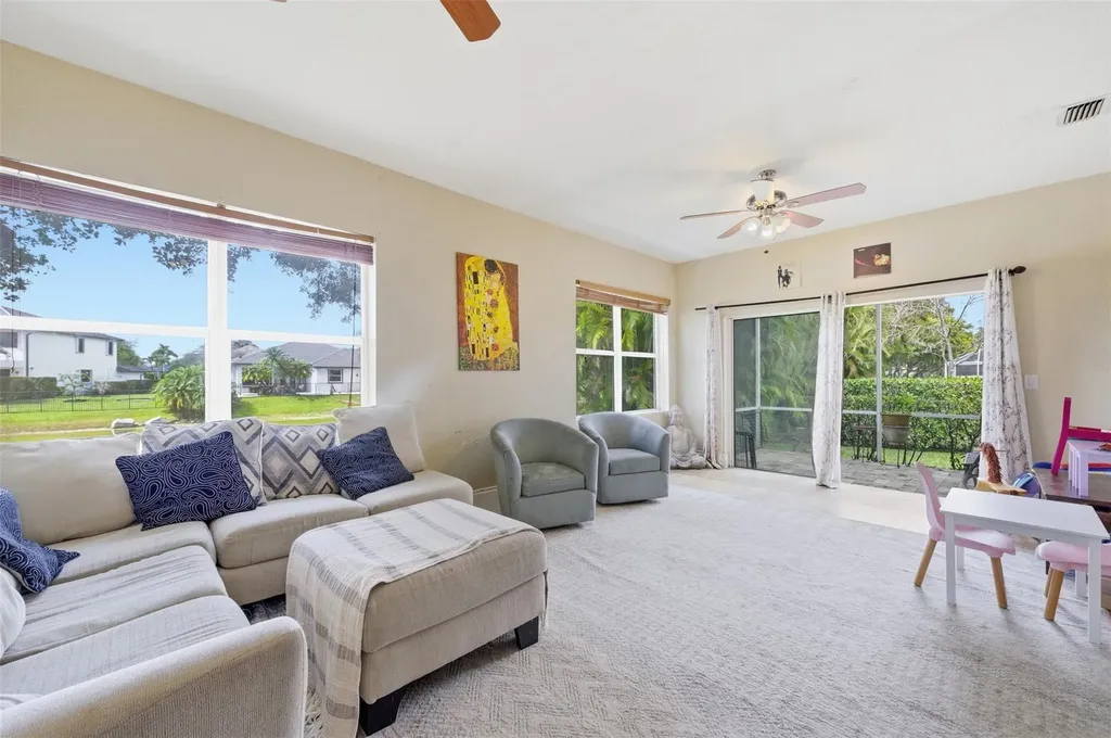 5630 NW 106 Avenue Coral Springs FL 33076