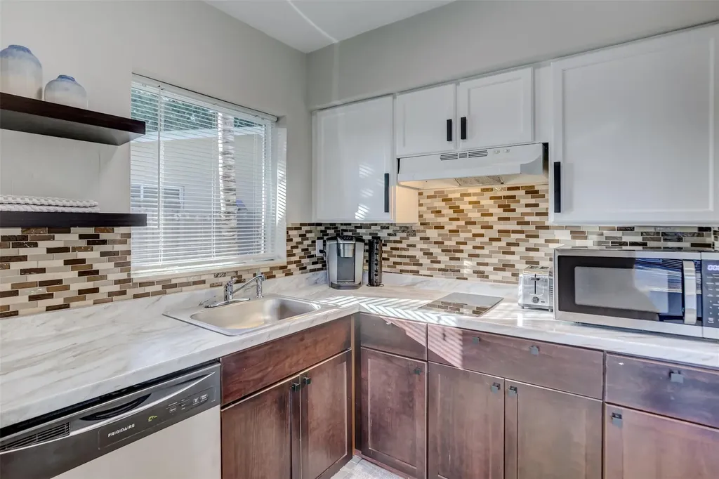 1005 NE 17th Court Fort Lauderdale FL 33305