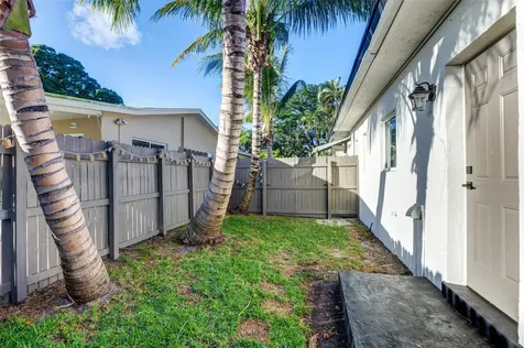 1005 NE 17th Court Fort Lauderdale FL 33305