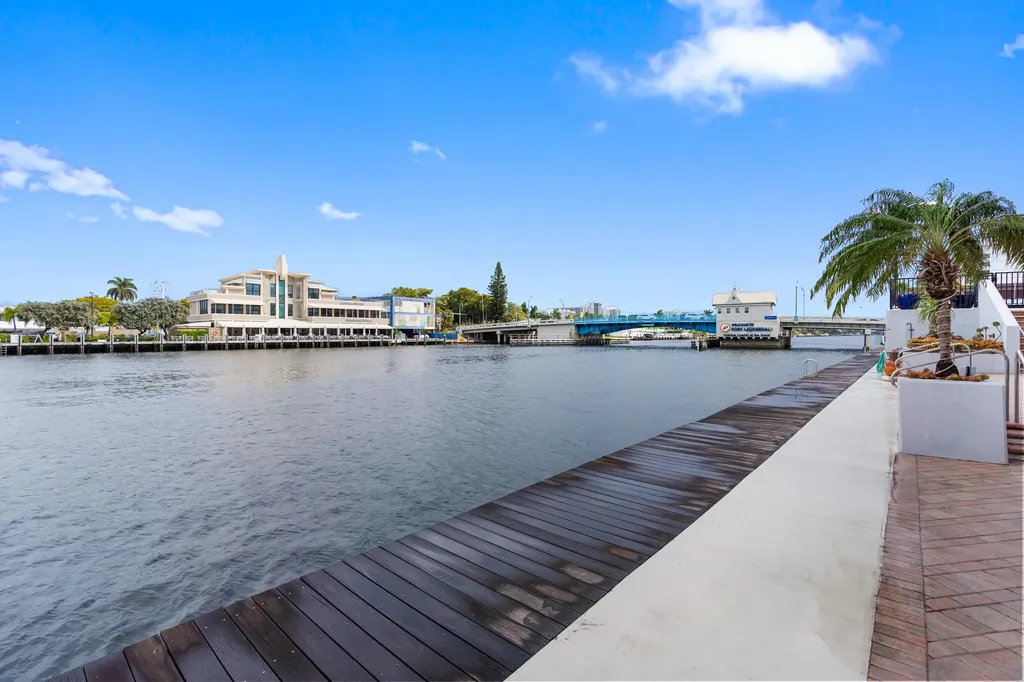 5100 Dupont Boulevard Fort Lauderdale FL 33308