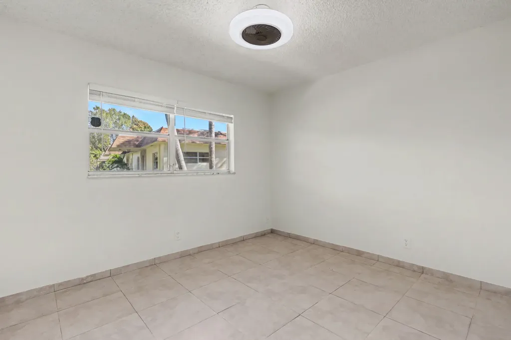 437 SW Natura Avenue Deerfield Beach FL 33441