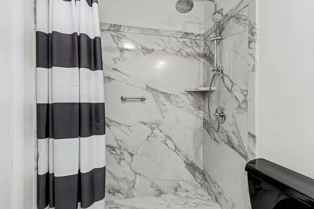 437 SW Natura Avenue Deerfield Beach FL 33441