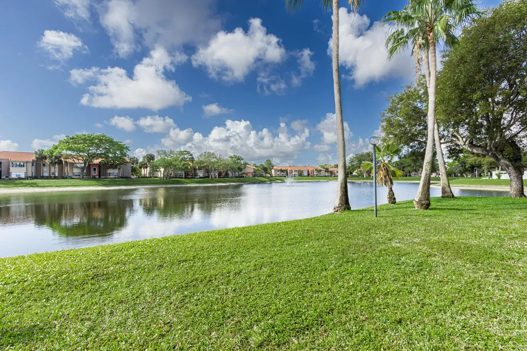 437 SW Natura Avenue Deerfield Beach FL 33441