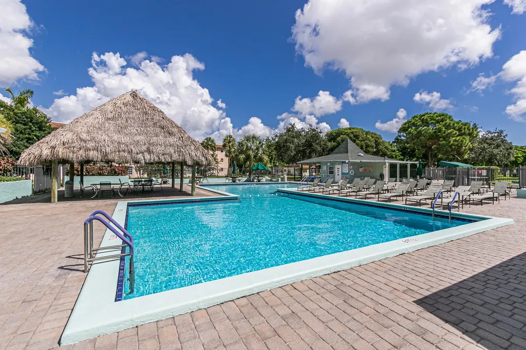437 SW Natura Avenue Deerfield Beach FL 33441