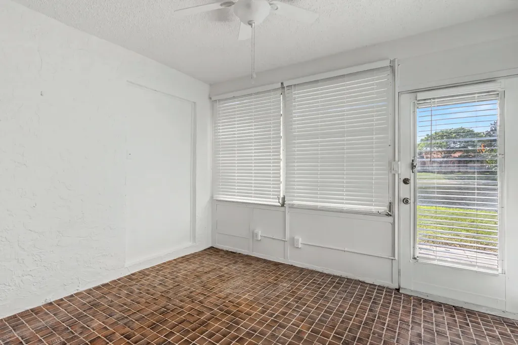 437 SW Natura Avenue Deerfield Beach FL 33441