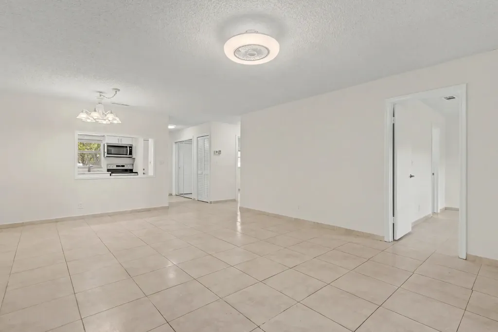 437 SW Natura Avenue Deerfield Beach FL 33441